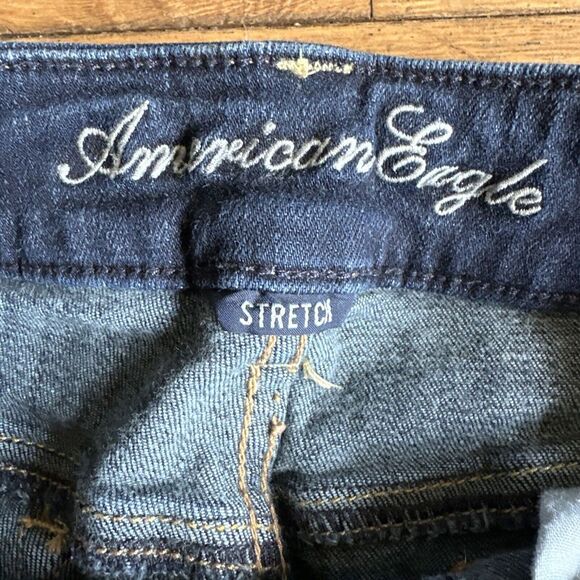 American Eagle Women's‎ 4 Jean Shorts Dark Wash Denim Stretch 5 Pocket - Picture 3 of 10